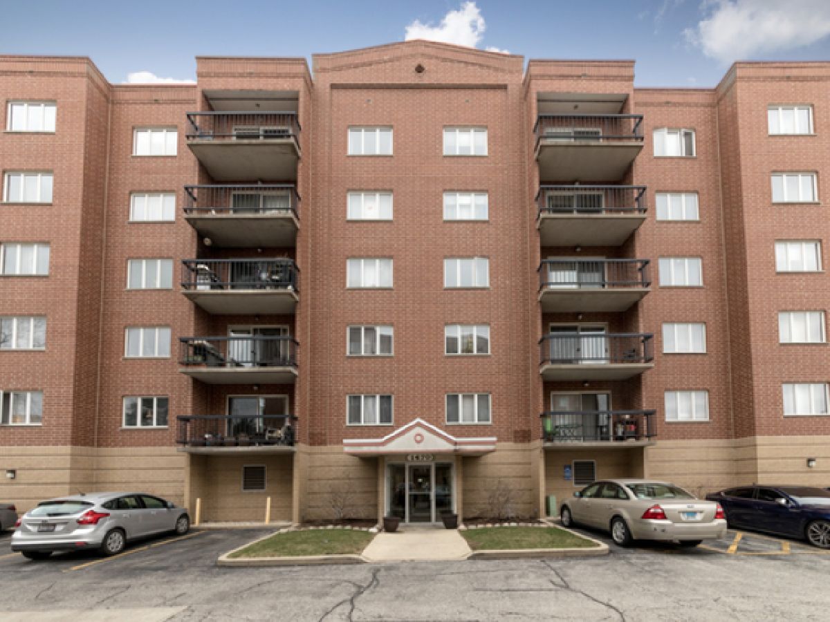 Condominiums Sold Jefferson Walk Des Plaines Illinois, 1470 Jefferson