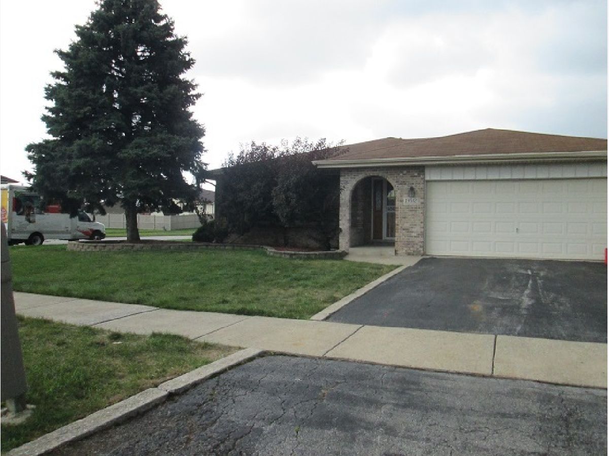 Homes Sold Oakwood Manor Lynwood Illinois, 19512 Sequoia