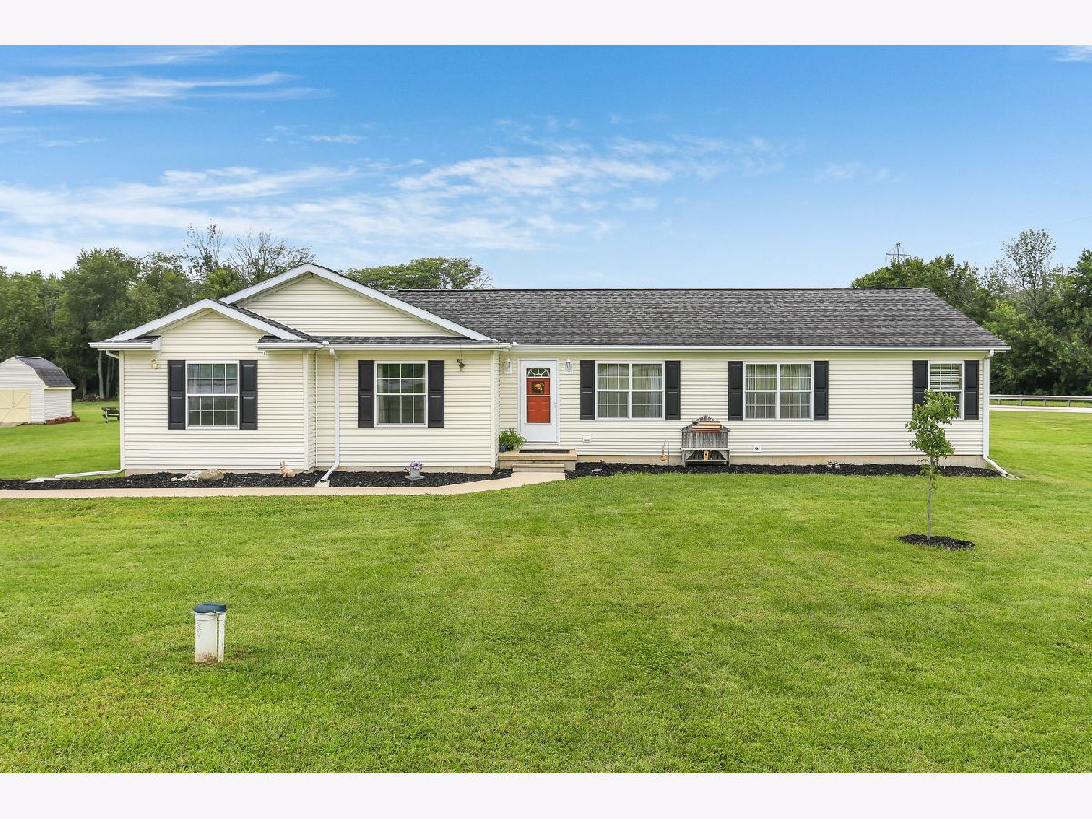  Sold Argenta Illinois, 10995 Cemetery