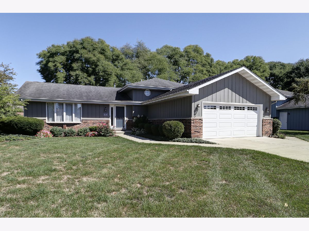 Homes Sold Indian Oaks Plainfield Illinois, 15313 Heritage