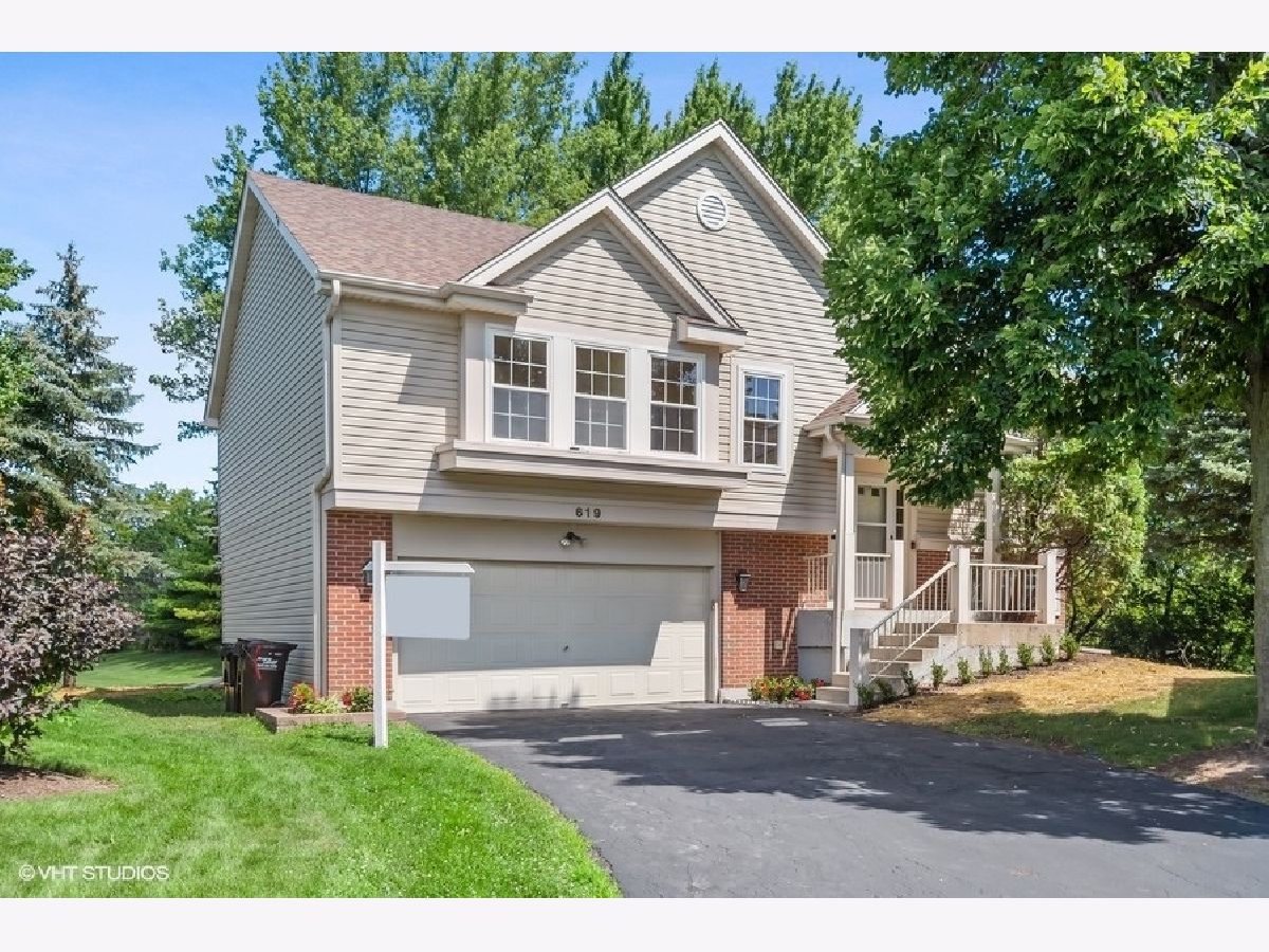 Homes Sold Sparrow Ridge Lake Zurich Illinois, 619 Bushrun