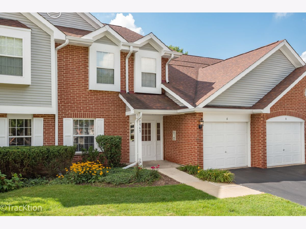 Townhomes Sold Turnberry West Roselle Illinois, 1565 Thornfield