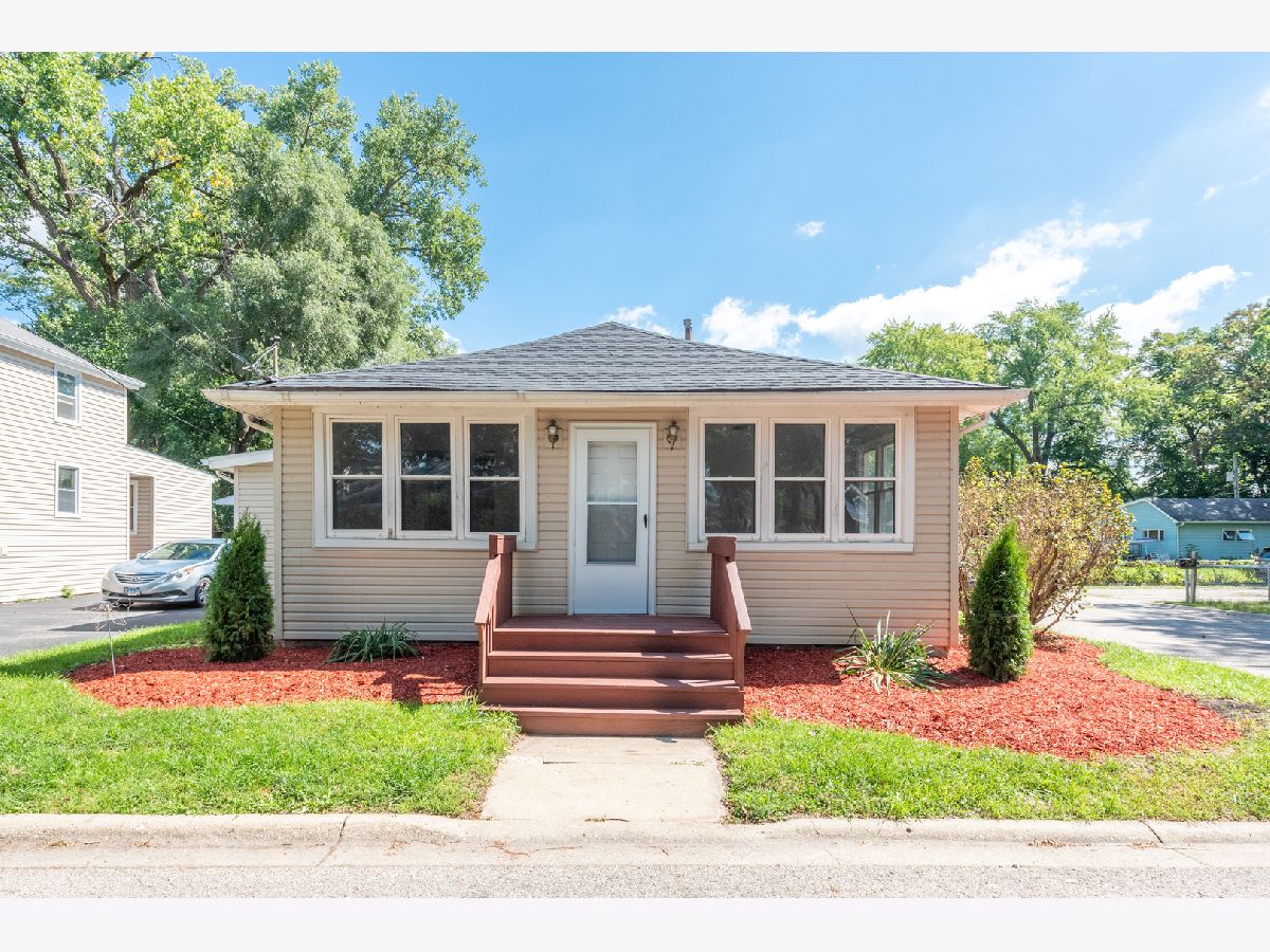 Homes Rented Pistakee Portals Fox Lake Illinois, 46 Tremont
