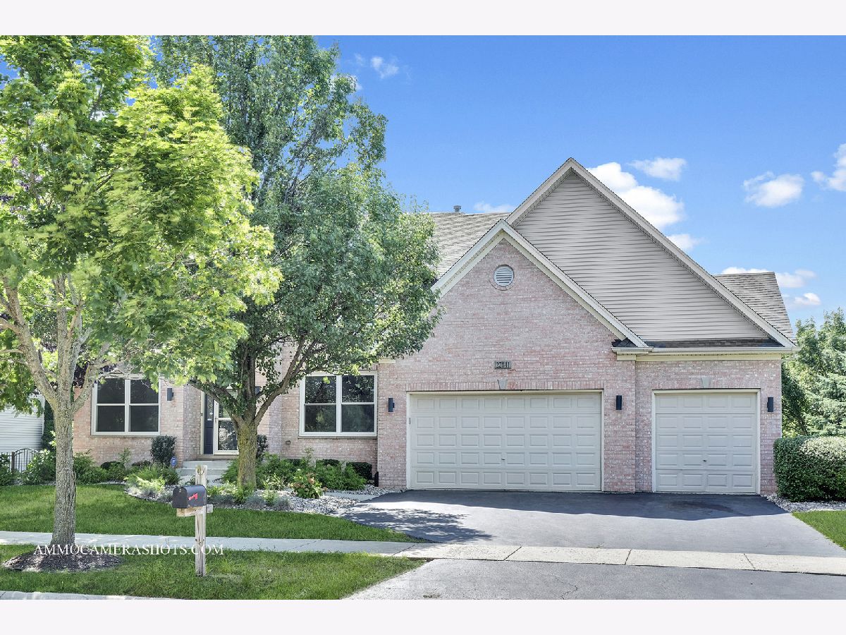 Homes Sold Farmstone Ridge Plainfield Illinois, 22841 Weinhold