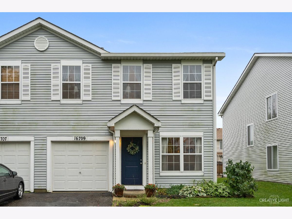 Broken Arrow Lockport IL, Townhomes & Condos & Homes For Sale & For