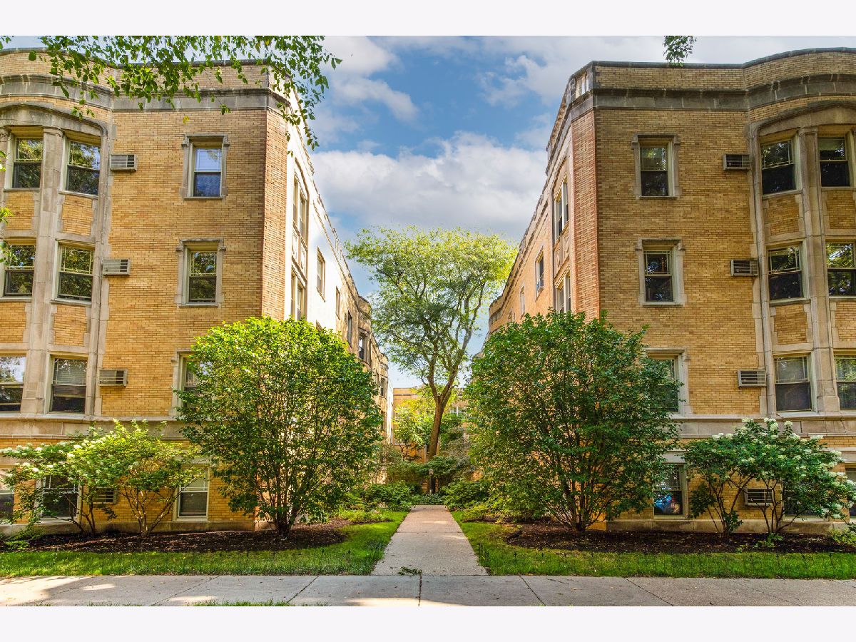 827.5 Forest Avenue, Evanston, Illinois 60202 MLS 11618866 WinterCohen