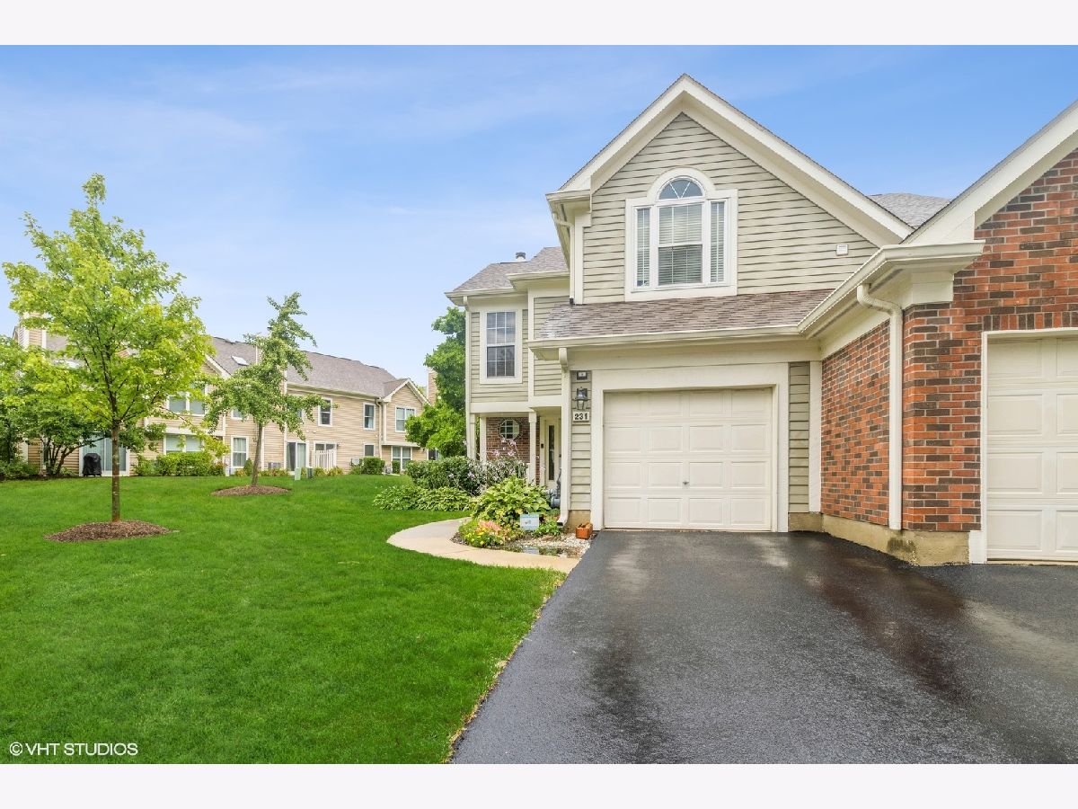 Townhomes & Homes Rented Haverford Schaumburg Illinois, 231 Steeplechase