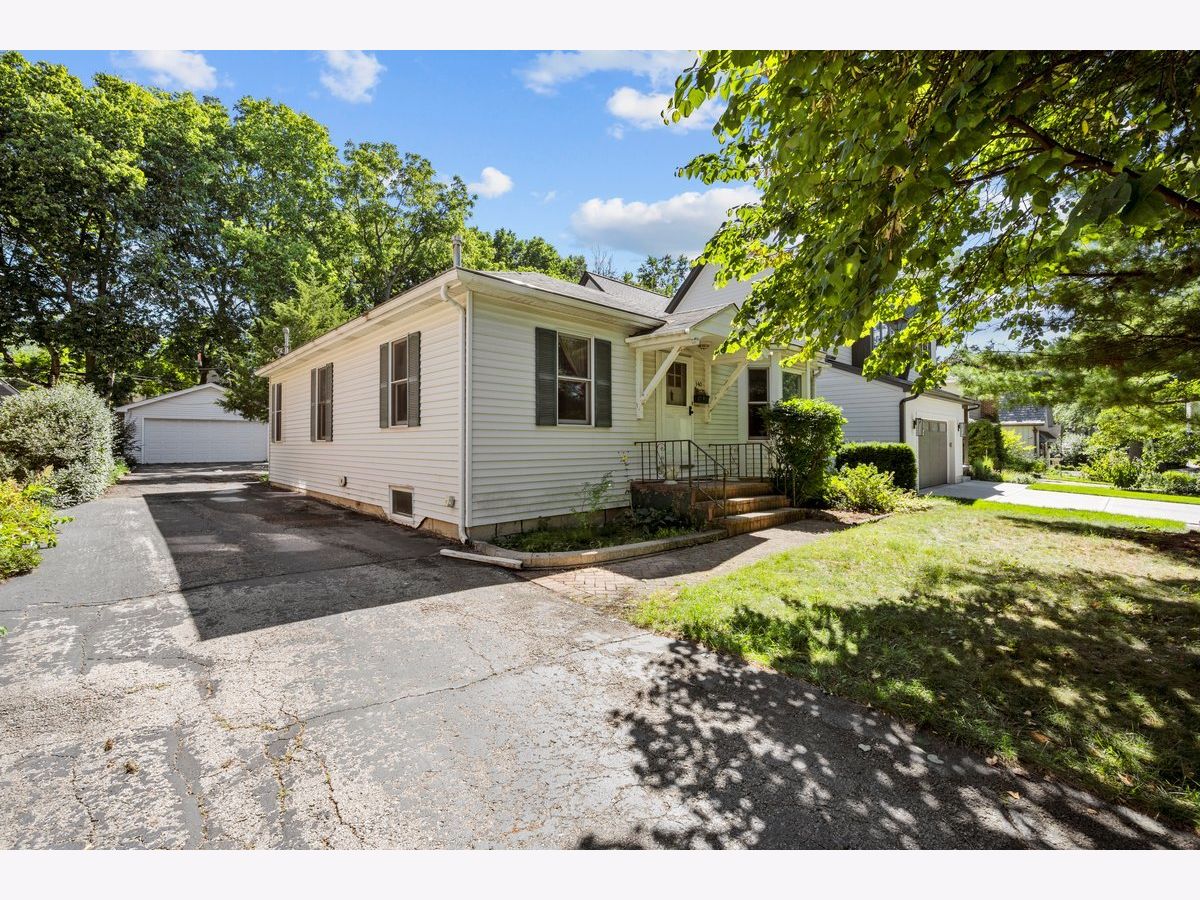 Homes Rented Fort Hill Naperville Illinois, 340 Loomis