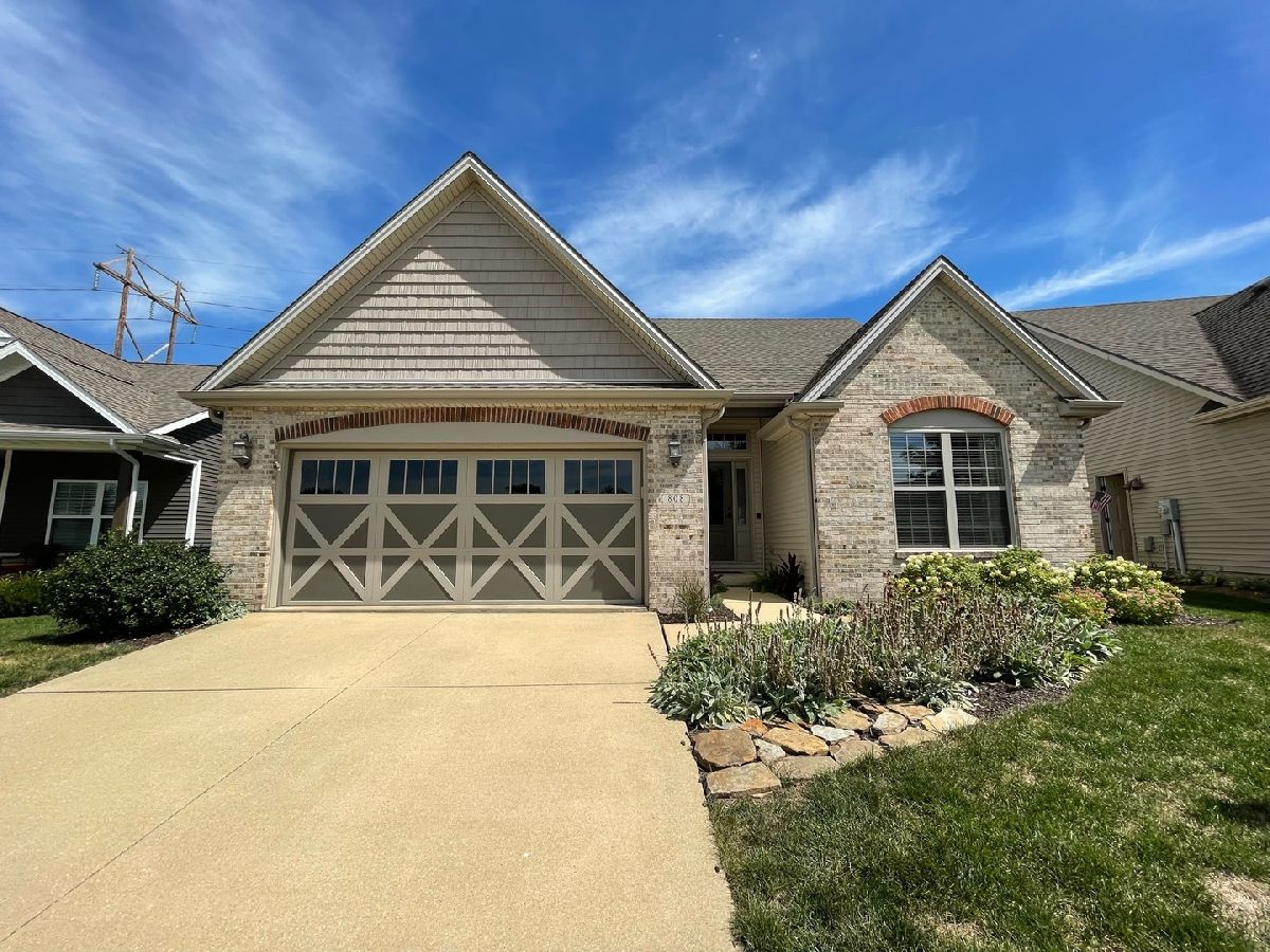 Homes & Condos & Townhomes Sold Quail Run Mahomet Illinois, 808 Woodspring