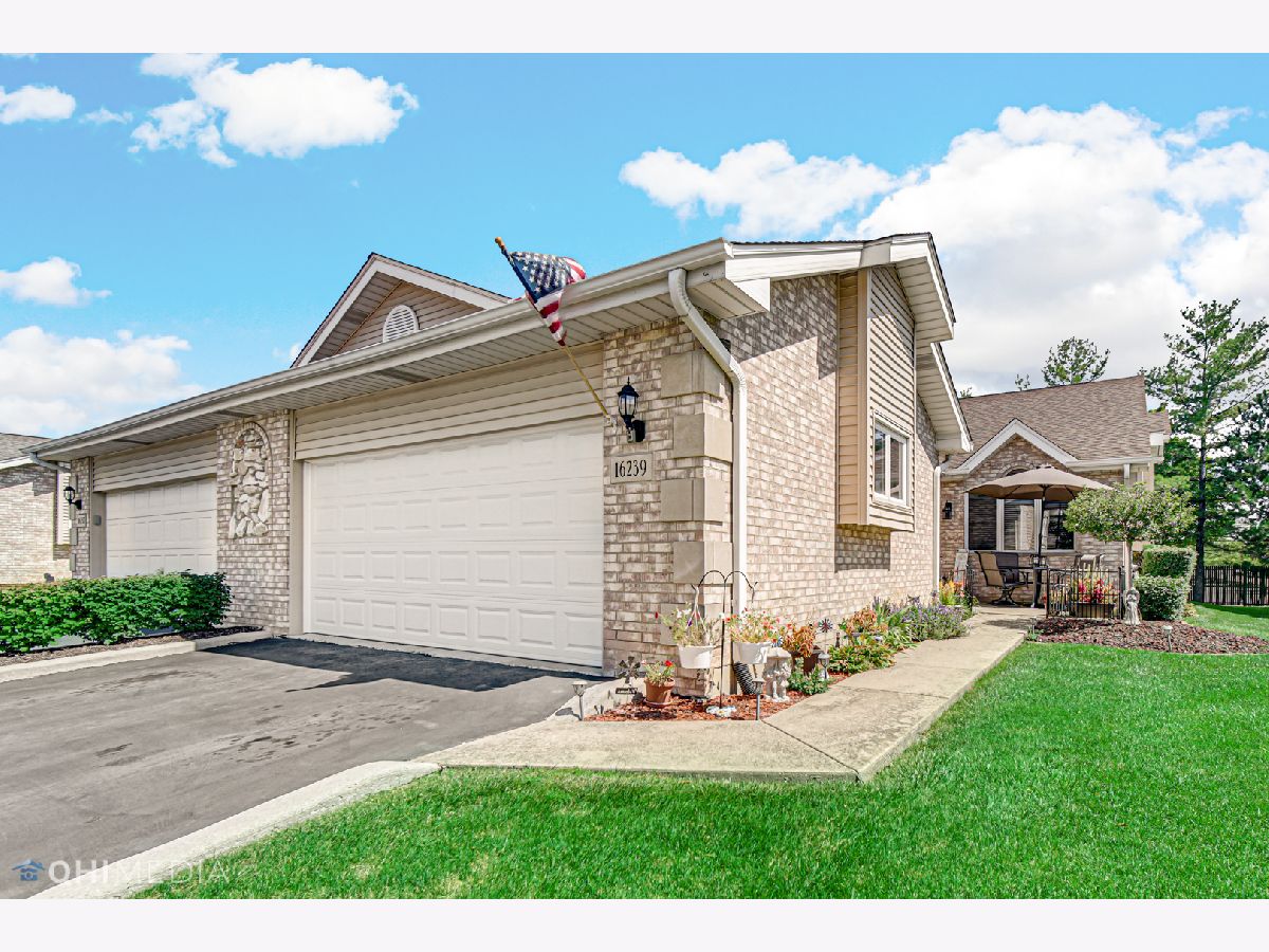 Townhomes Sold Park Place Tinley Park Illinois, 16239 Lake Villa