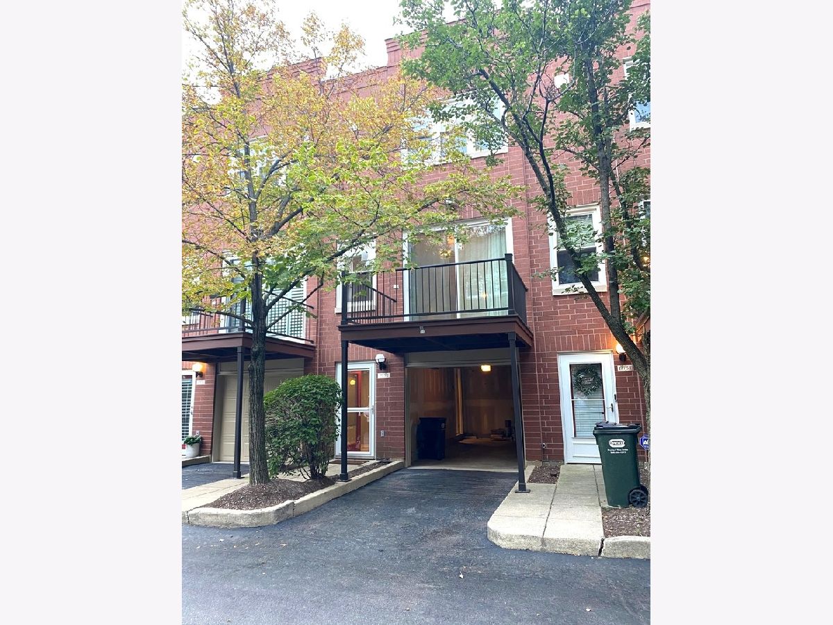 Townhomes Rented Terra Cotta Village Chicago Illinois, 1775 Altgeld