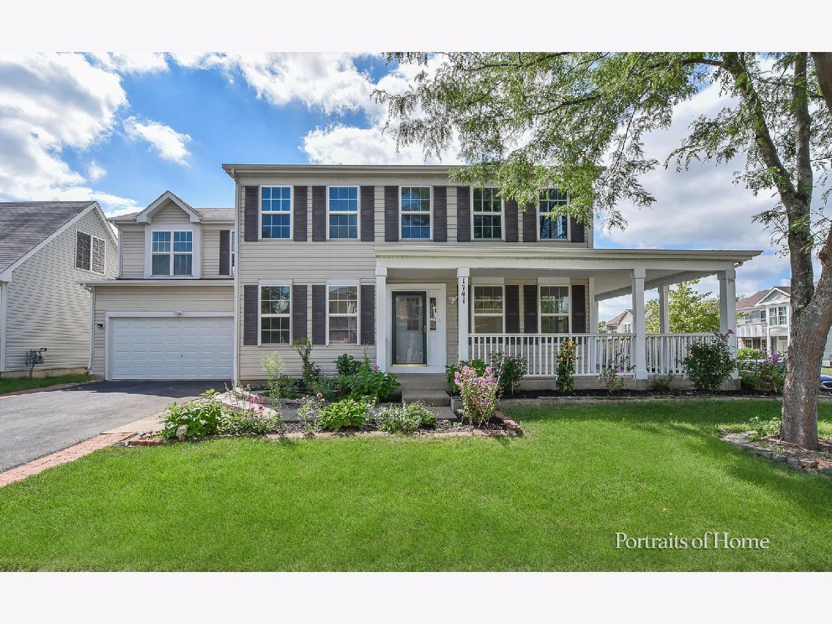 Homes Sold Waterford Oaks Aurora Illinois, 1741 Nancy
