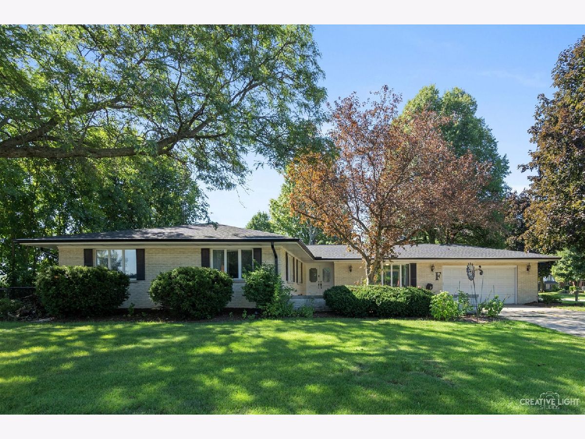 Homes Sold Cherry Hill Aurora Illinois, 2386 Downer