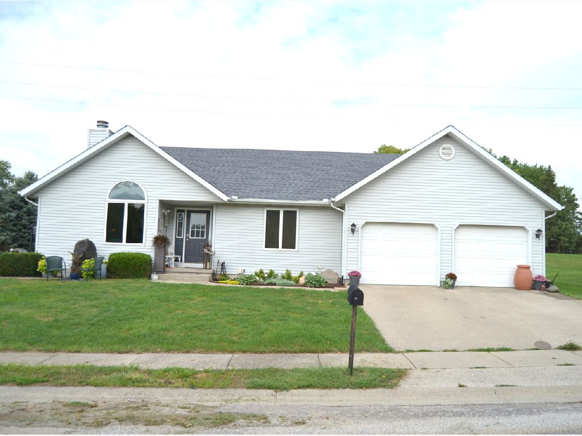 Homes & Condos & Townhomes Sold Cedarside Clinton Illinois, 113 Cedar