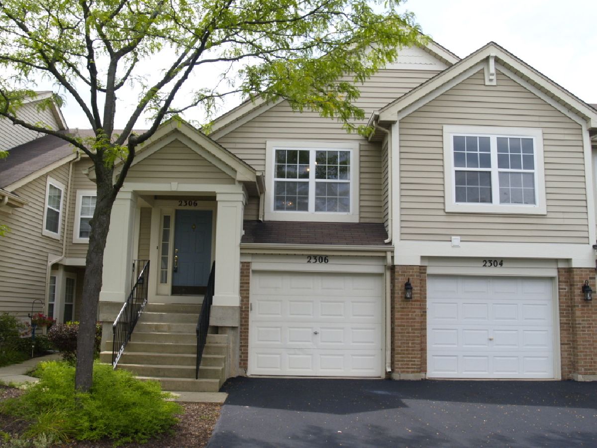 Townhomes Rented Parkside At Countryside Aurora Illinois, 2306 Scott