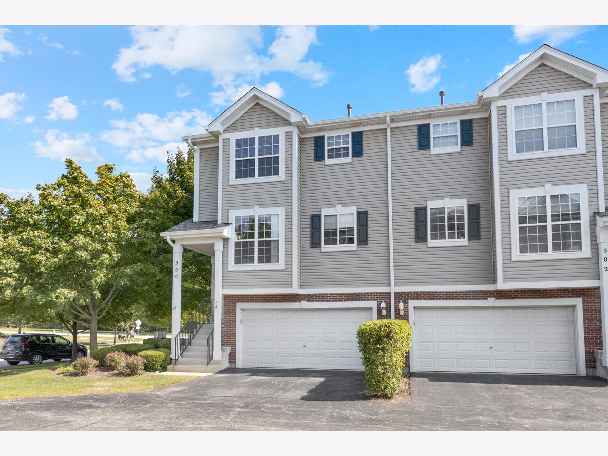 500 Declaration Lane, Aurora, Illinois 60502 MLS 11621333 WinterCohen