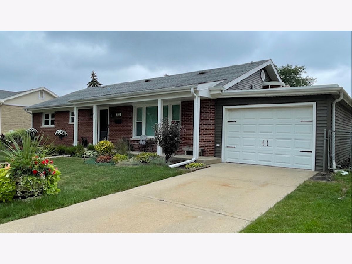 Homes Sold Sherwood Forest Wood Dale Illinois, 302 Prospect