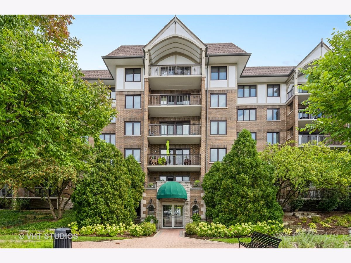 Condominiums Sold Shires At Clock Tower Mount Prospect Illinois, 15 Pine