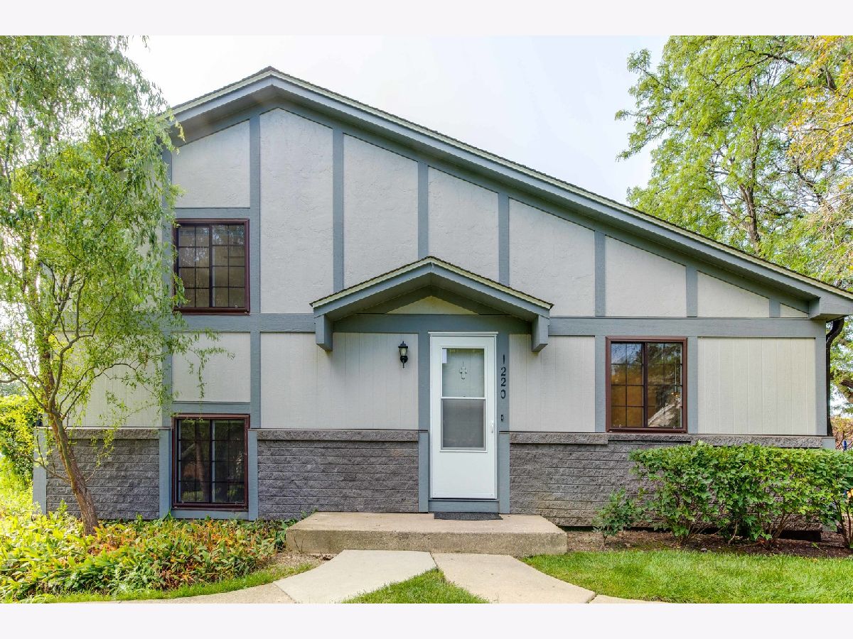 Townhomes & Condos Sold Inverrary West Palatine Illinois, 1220 Inverrary