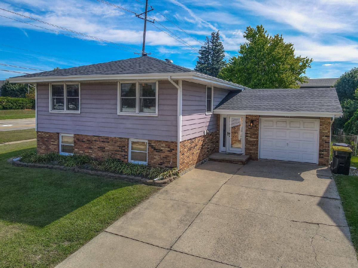 Homes Sold Holiday Hills Normal Illinois, 326 Towanda
