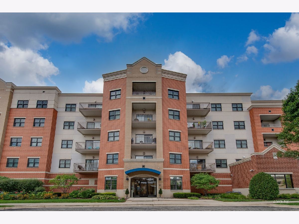 Condominiums Rented Main Street Station Roselle Illinois, 14 Prospect