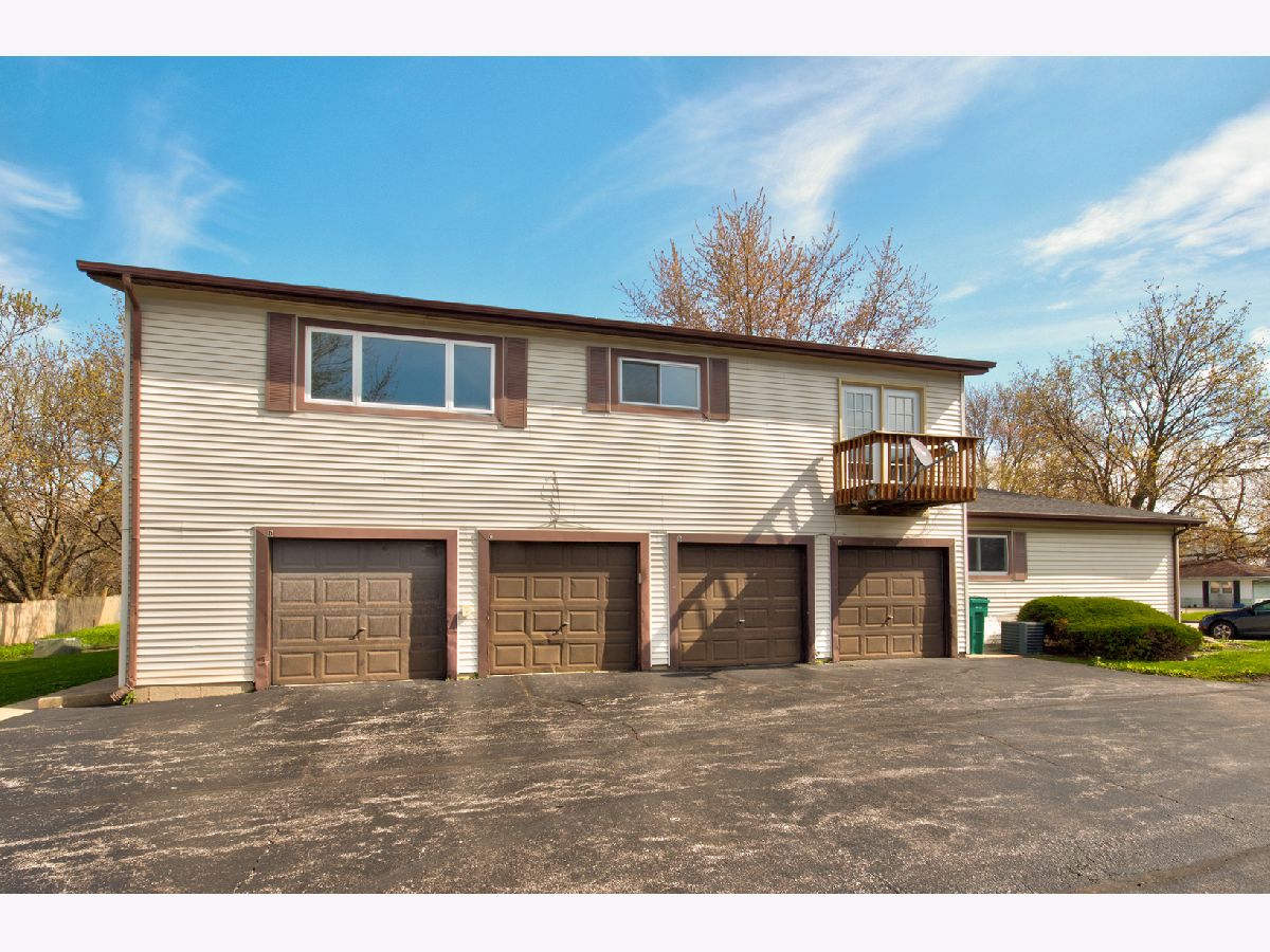 Condominiums Rented Thornwood Joliet Illinois, 821 Gael
