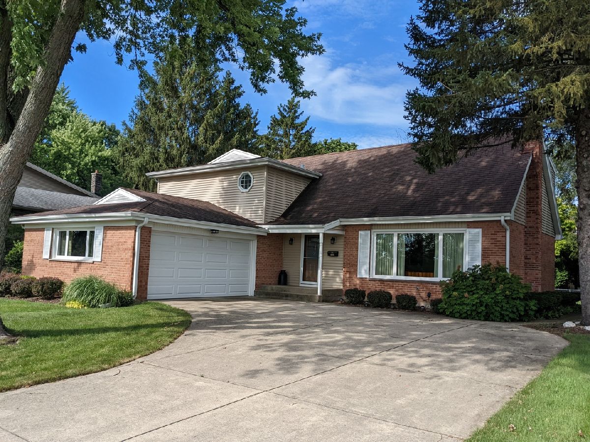 Homes Sold Arlington Terrace Arlington Heights Illinois, 1826 Dale