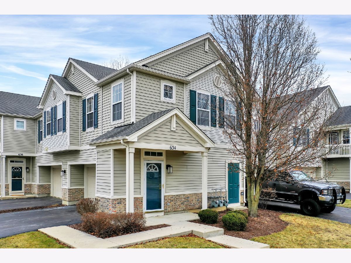 Townhomes & Condos Sold The Glen At Lakemoor Farms Lakemoor Illinois, 634 Arbor