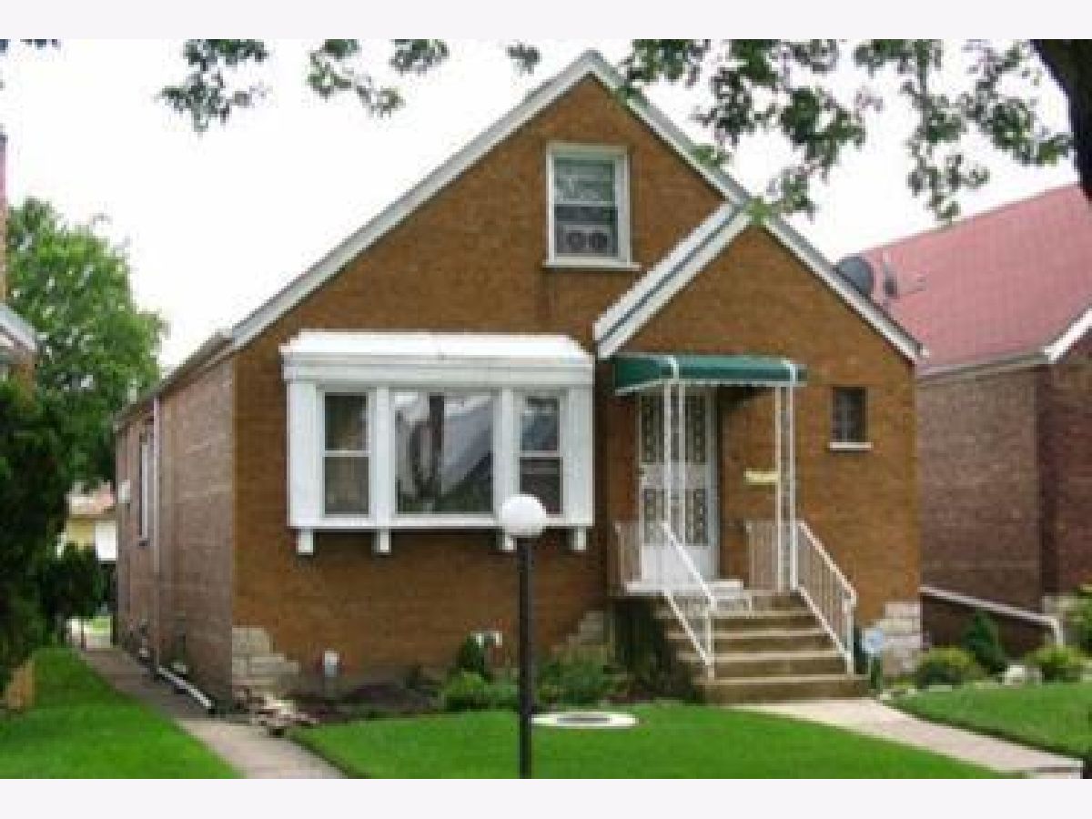 Homes For Sale Pill Hill Valley Chicago Illinois, 9023 Cornell Avenue
