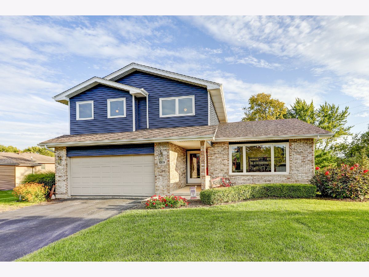 Homes Sold Twin Lakes Homer Glen Illinois, 12159 Black Pine