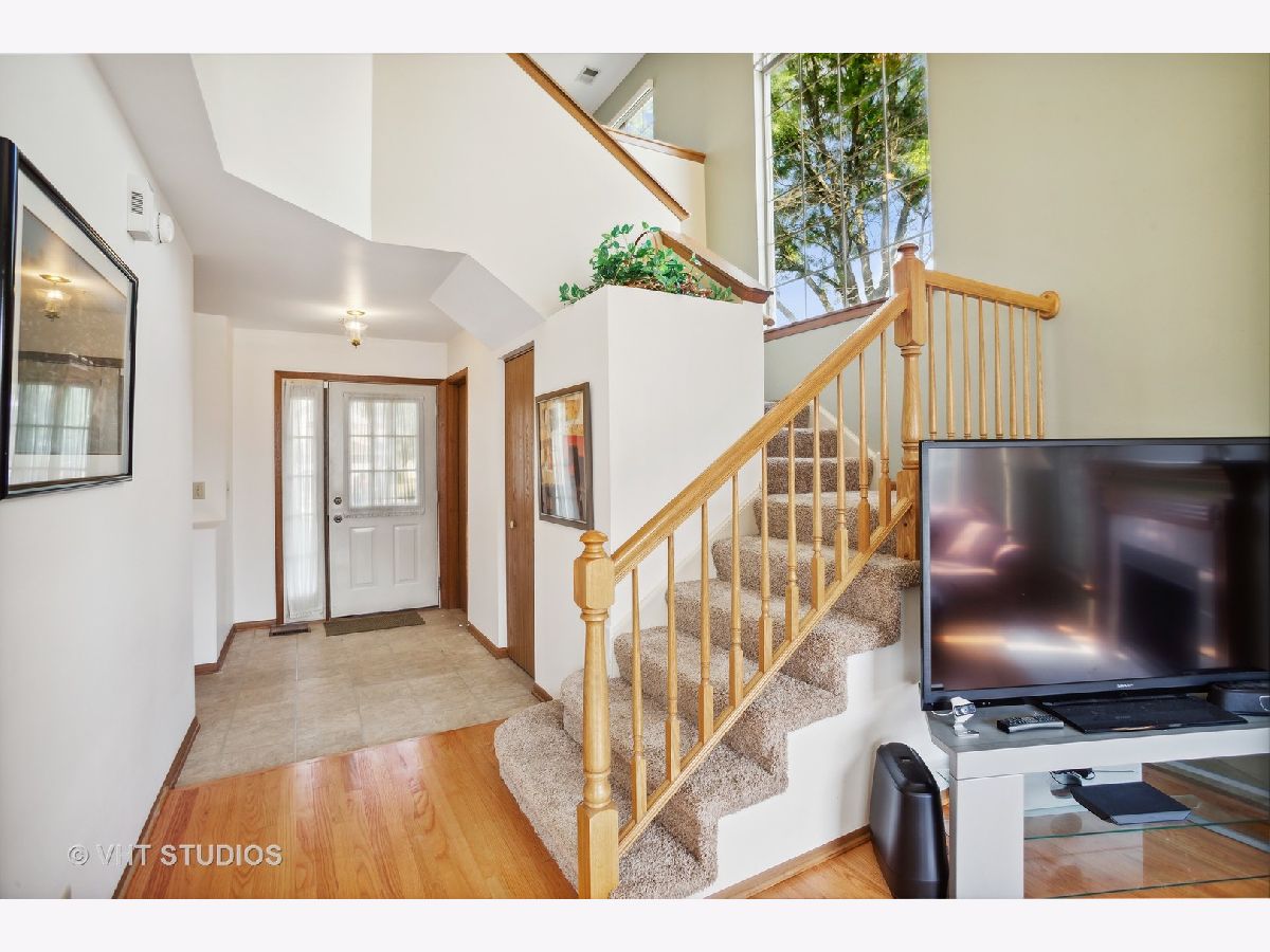 1155 Cambria South Lane, Lombard, Illinois 60148 MLS 11624554