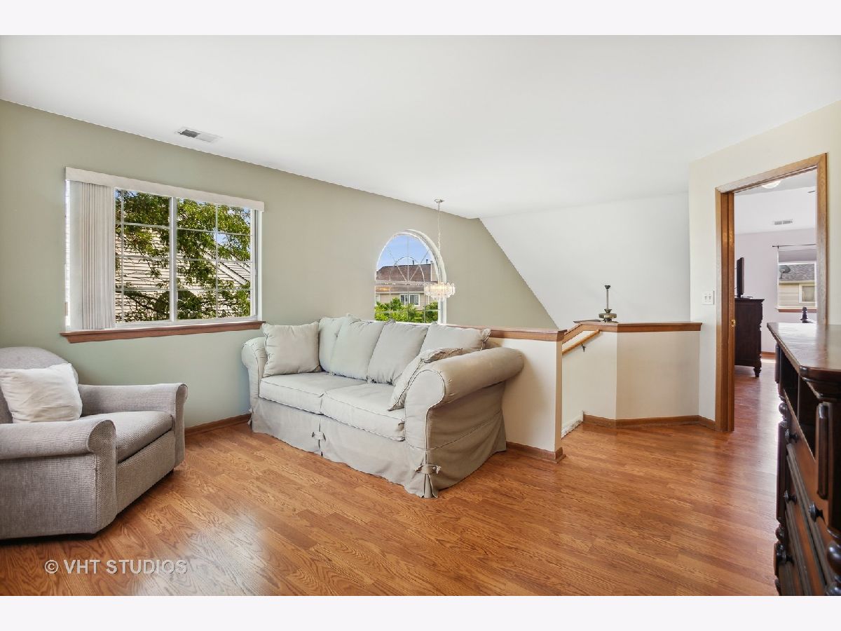 1155 Cambria South Lane, Lombard, Illinois 60148 MLS 11624554