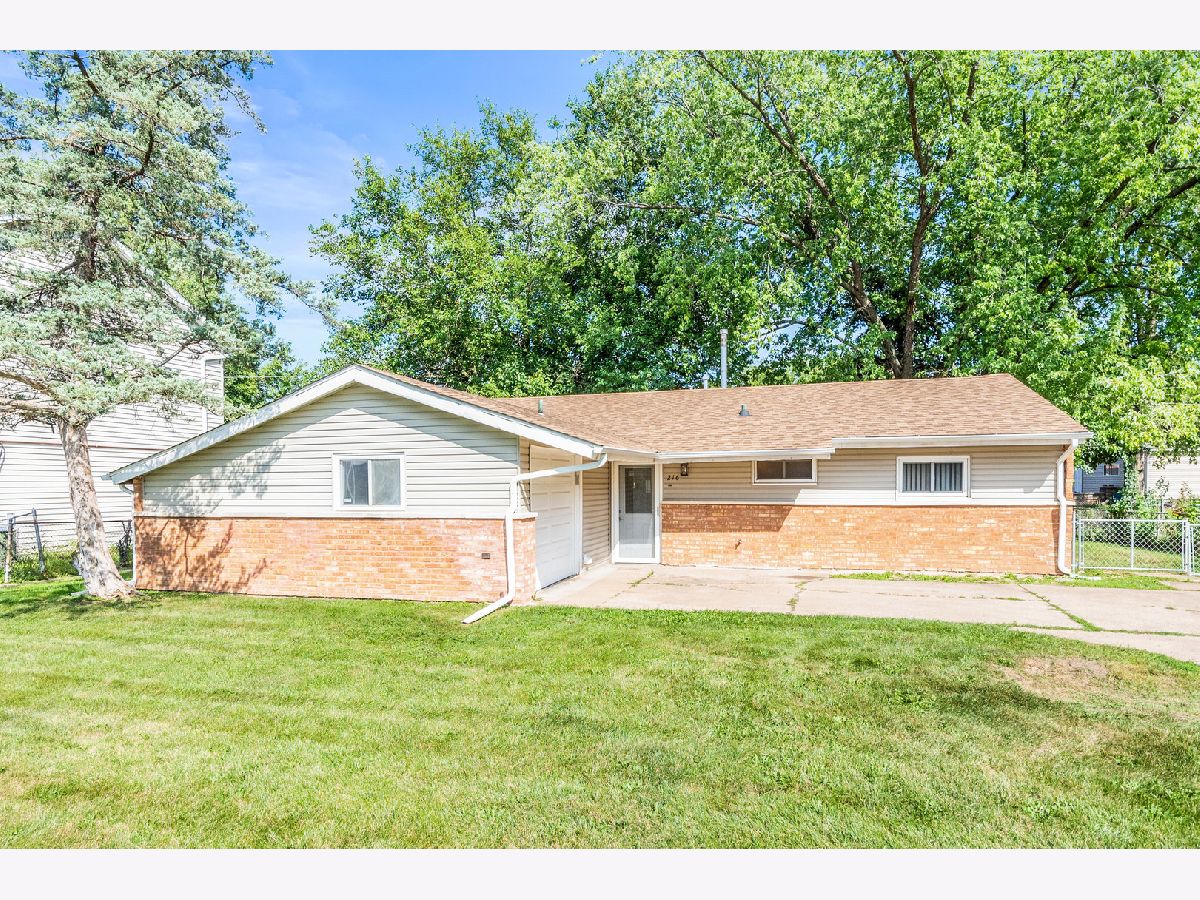 Homes Sold Westbury Bolingbrook Illinois, 216 Harwood