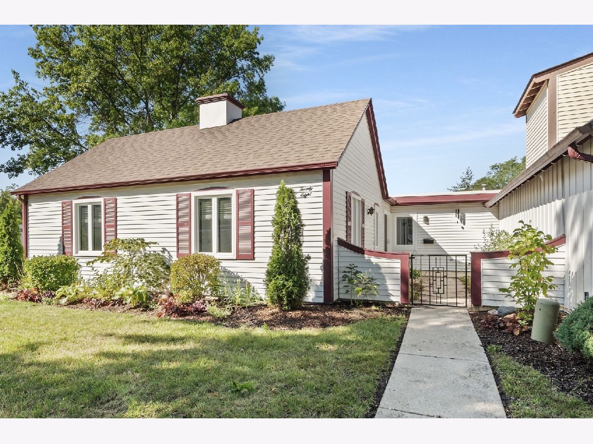 Townhomes & Homes Sold The Gardens Montgomery Illinois, 28 Garden