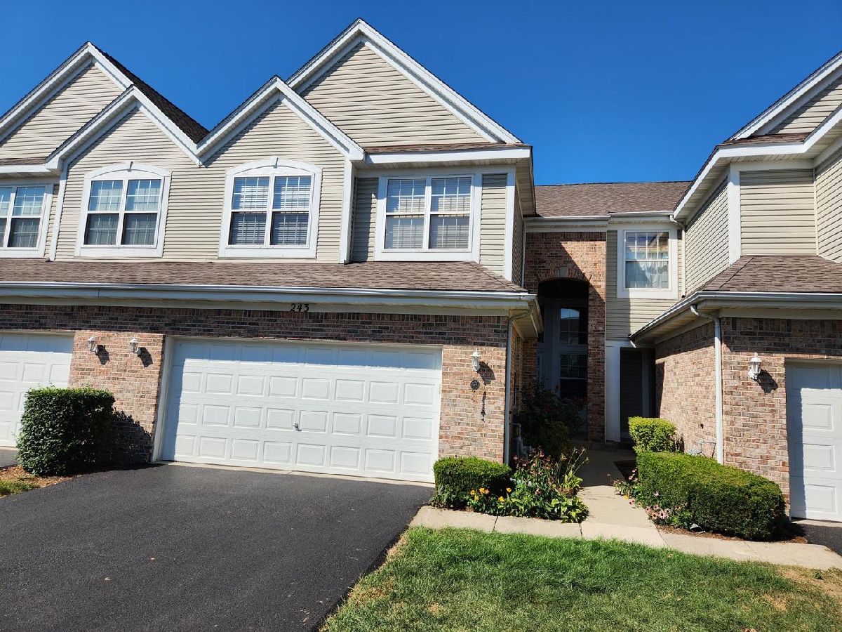 Townhomes Sold Park Place Itasca Illinois, 243 Bay