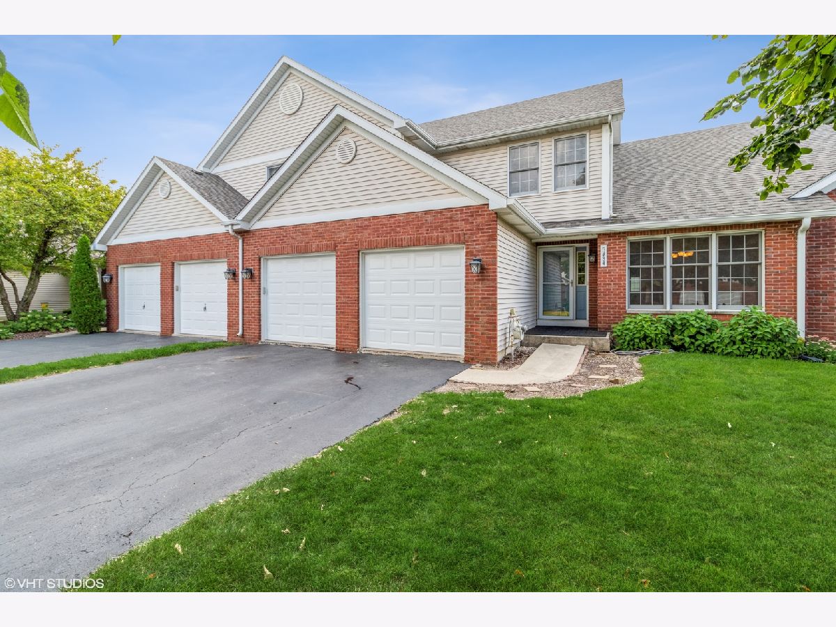 Townhomes Sold Townhomes On The Lake Joliet Illinois, 3434 Lake Side