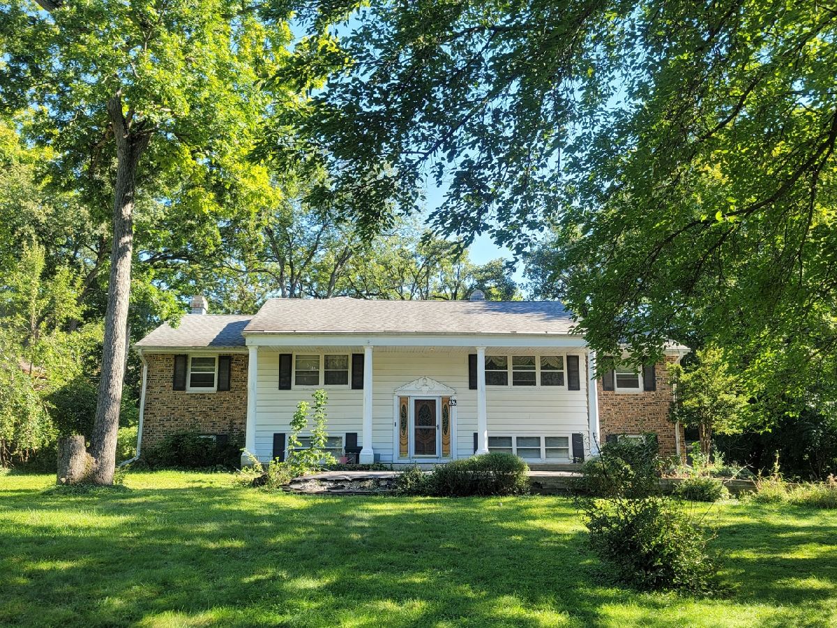 Homes Sold Lakewood Estates Carpentersville Illinois, 836 Greenwood