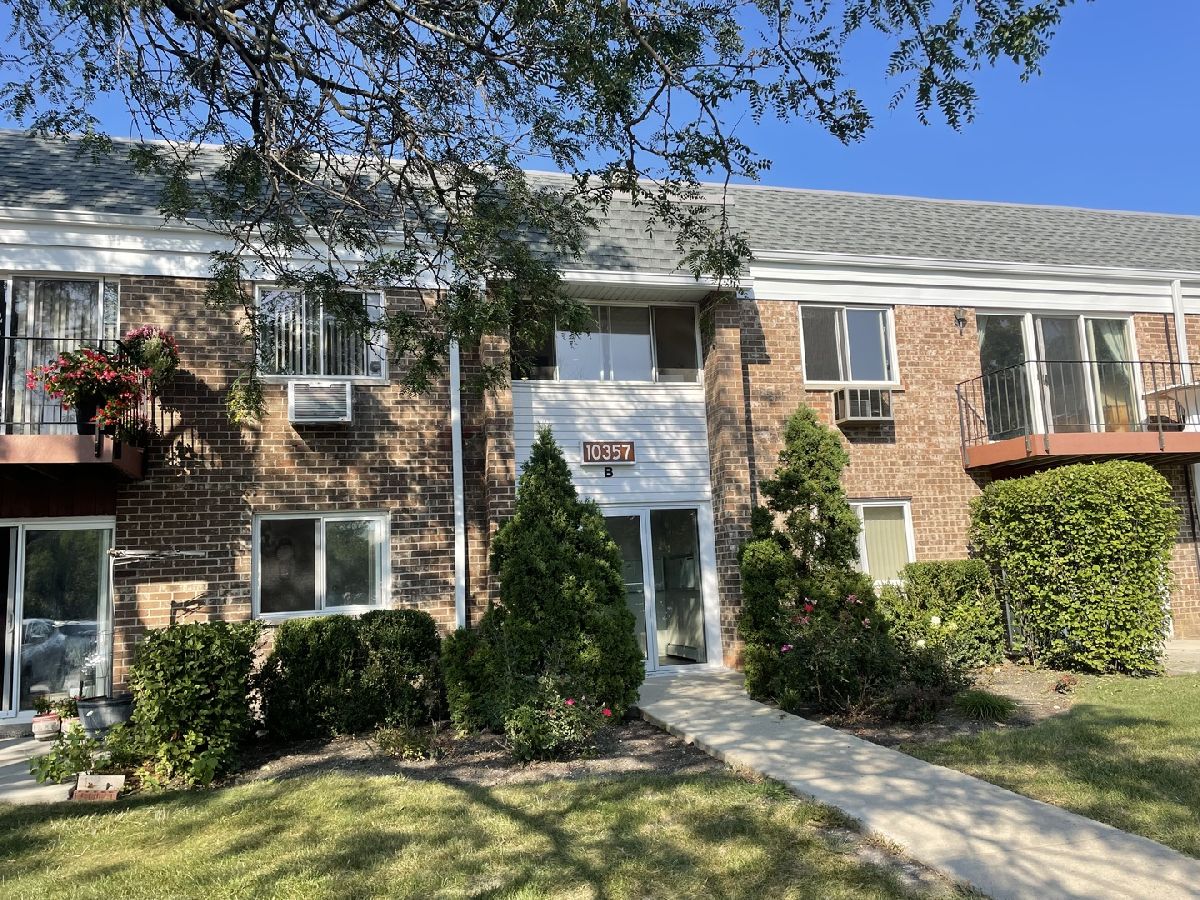 Condominiums Sold Regency Condominiums Glenview Illinois, 10357 Dearlove