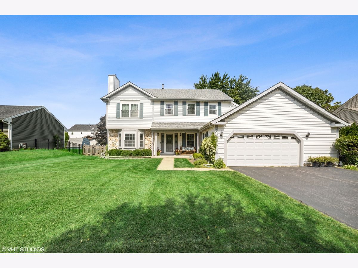 Homes Sold Tartans Glen West Dundee Illinois, 2302 Stewart