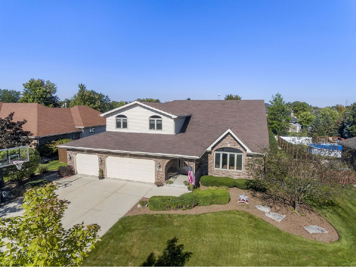 Crystal Creek Mokena IL, Townhomes & Homes For Sale & For Rent Sadie