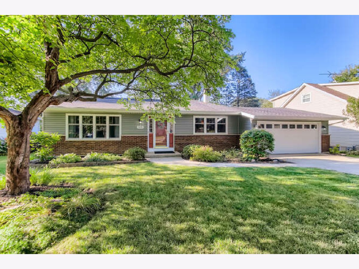 Homes Sold Concord Highlands South Elgin Illinois, 505 Concord