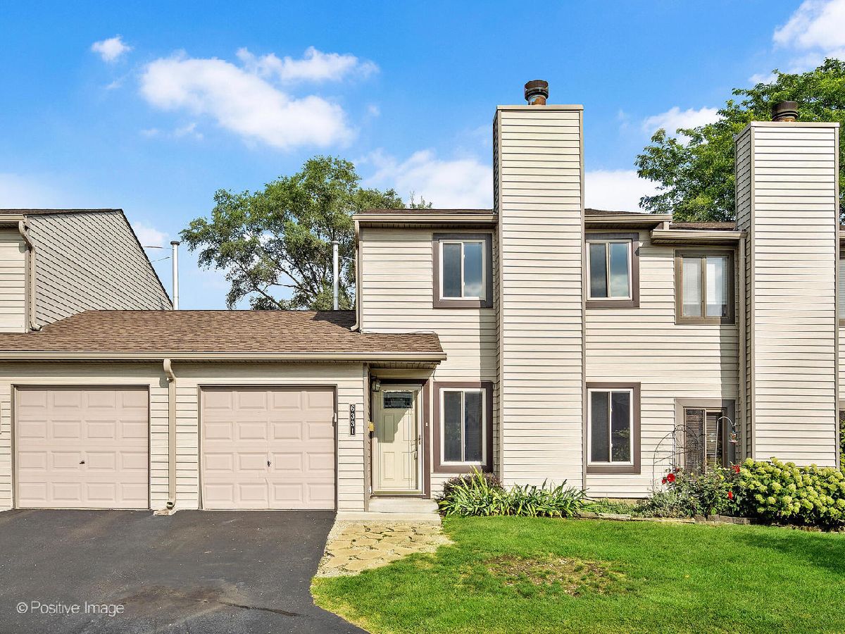 Townhomes & Condos Sold Springside Downers Grove Illinois, 6331 Hathaway
