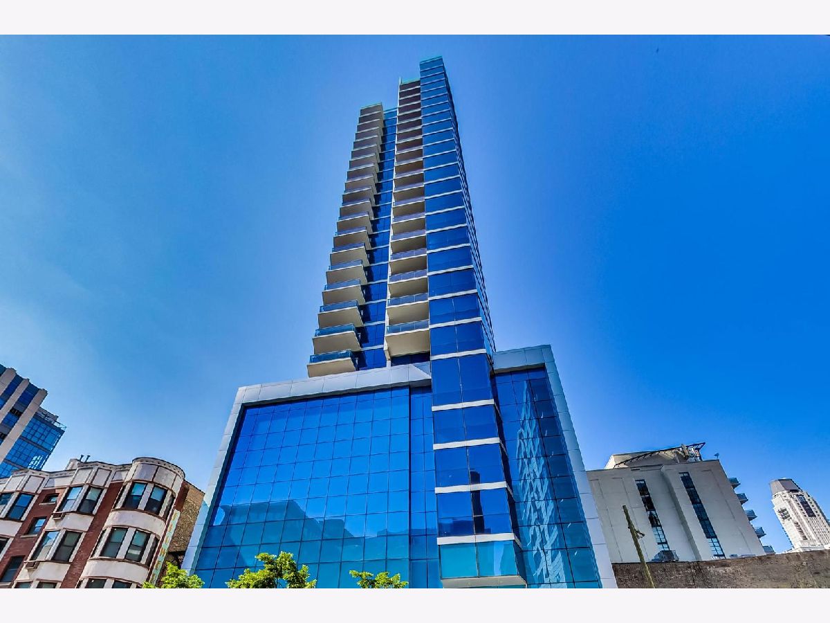 Condominiums Sold Superior 110 Chicago Illinois, 110 Superior