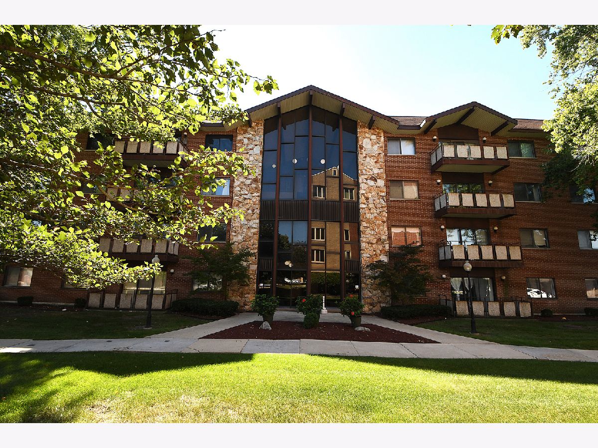 Condos & Townhomes & Homes Sold Flosswood Homewood Illinois, 2311 183rd