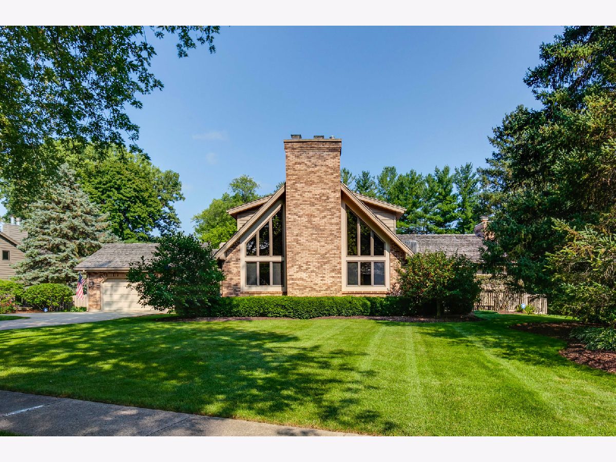 Homes Sold Interlaken Libertyville Illinois, 816 Interlaken
