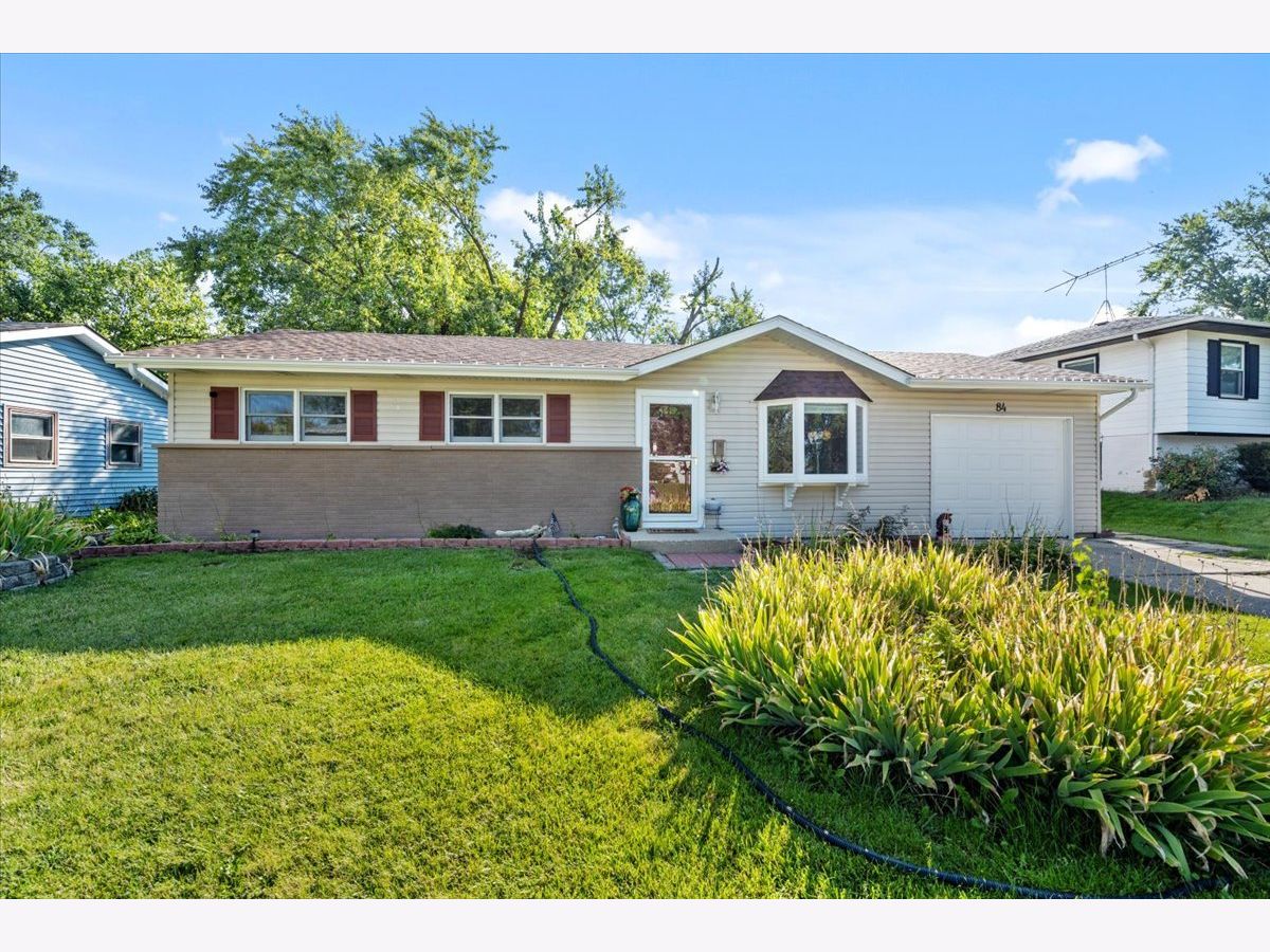 Homes Sold Green Meadows Streamwood Illinois, 84 Petrie