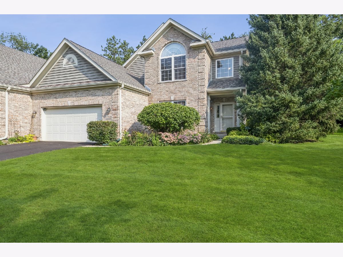 Townhomes Sold Villas At Bull Valley Woodstock Illinois, 1303 Boulder