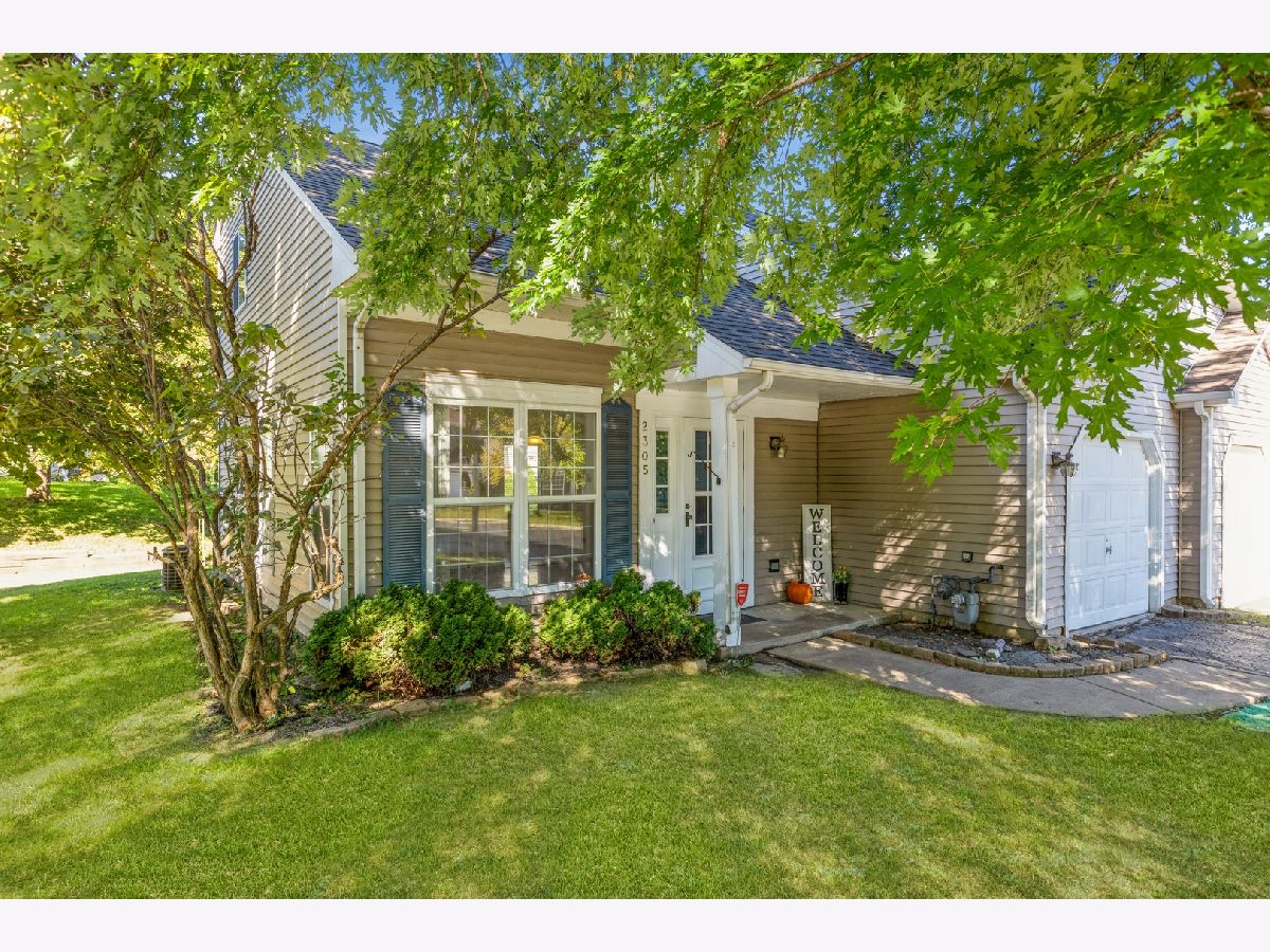 Homes & Townhomes Sold Applewood Woodstock Illinois, 2305 Aspen