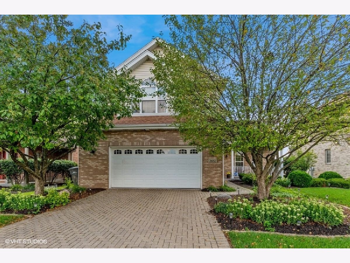 Condos & Townhomes & Homes Sold Fountain Hills Orland Park Illinois, 18052 Buckingham