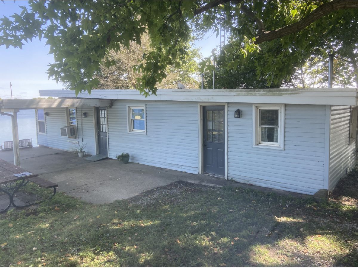  Sold Neoga Illinois, 3576 955 North